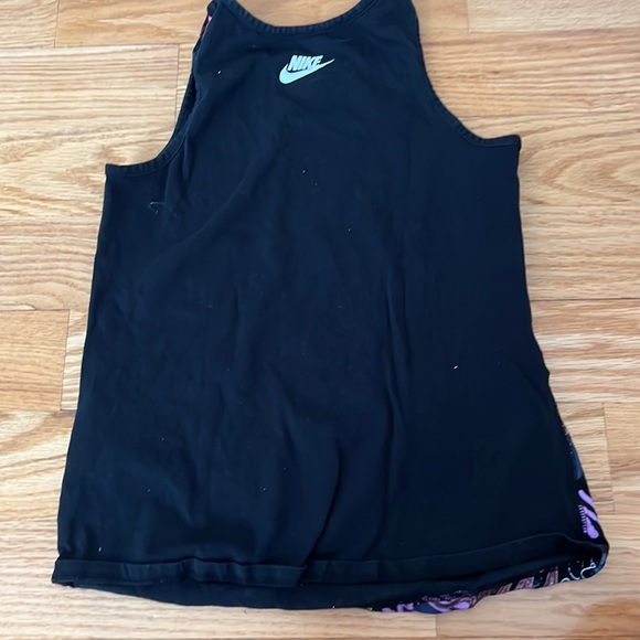 nike top for girls - Picture 3 of 3